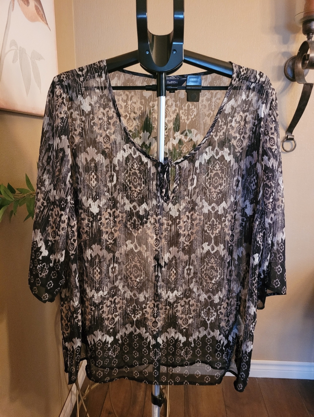 Reitmans Plus Black and Tan Patterned Blouse